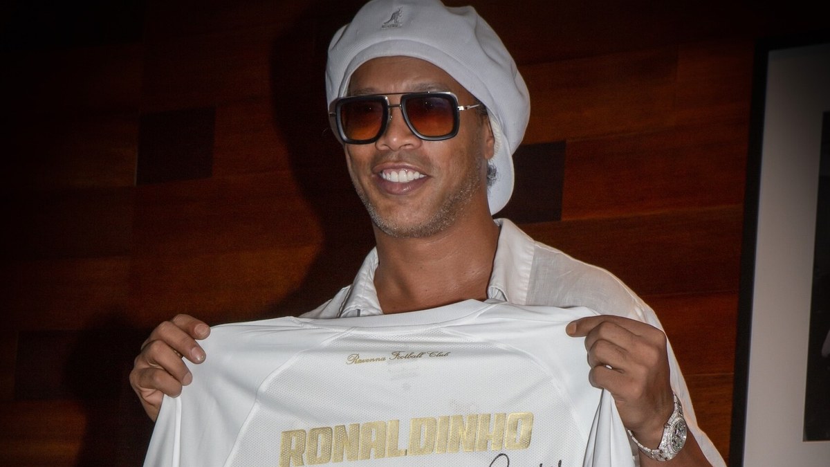 Ronaldinho à Ravenna: le retour qui met la Serie C sous lumière mondiale